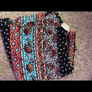patterned leggings